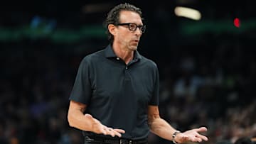 Quin Snyder reacts against the Phoenix Suns.