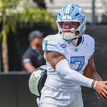Gio Lopez exited North Carolina's game against UCF with an apparent injury.