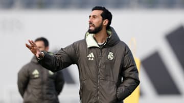 Alvaro Arbeloa réalise sa première sur le banc madrilène.