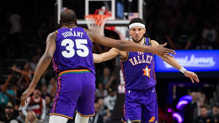 Minnesota Timberwolves v Phoenix Suns