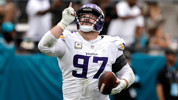 Vikings fans' reaction proves Jets won Harrison Phillips trade