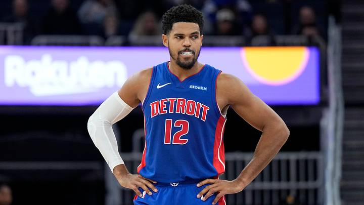 Detroit Pistons v Golden State Warriors