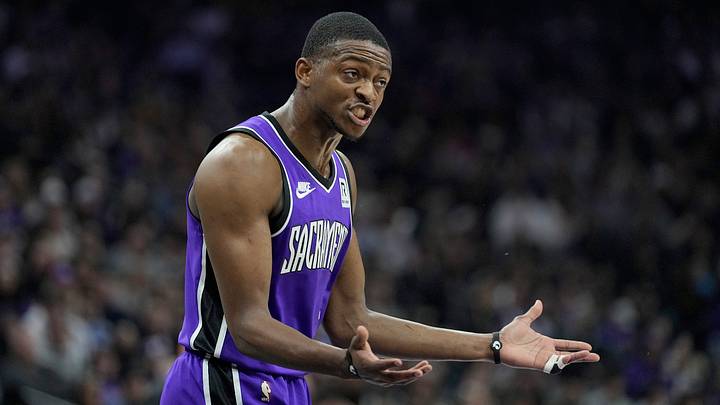 Los Angeles Lakers v Sacramento Kings