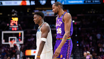 Minnesota Timberwolves v Phoenix Suns