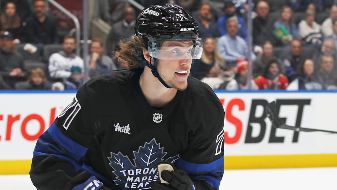 Chicago Blackhawks v Toronto Maple Leafs