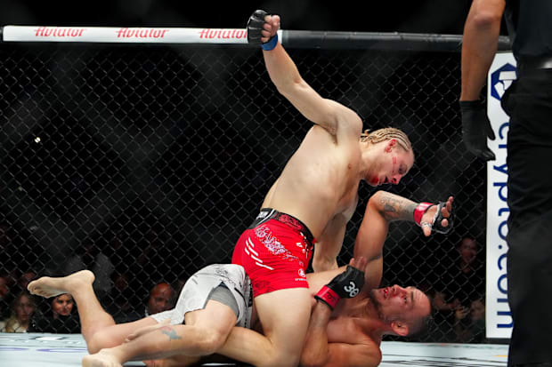 Tony Ferguson fights Paddy Pimblett during UFC 296 at T-Mobile Arena. 