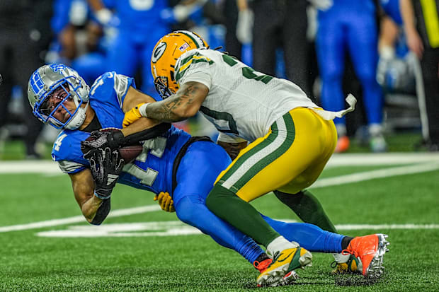 Both the Packers and Lions need a win to remain in playoff contention.
