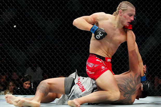 Tony Ferguson fights Paddy Pimblett during UFC 296 at T-Mobile Arena. 