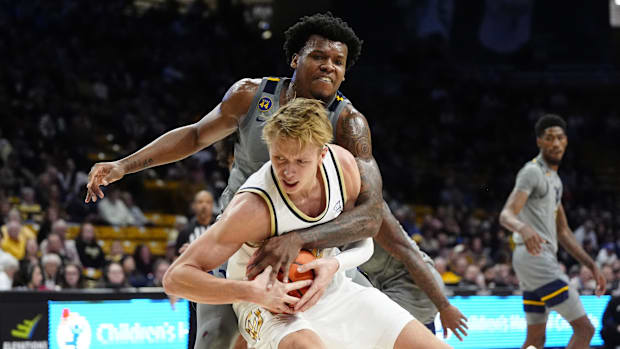 West Virginia Mountaineers forward Amani Hansberry. Credit: Ron Chenoy-Imagn Images