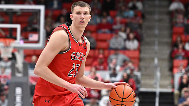 St. Mary's Gaels forward Paulius Murauskas (23).