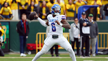 Kansas football quarterback Jalon Daniels