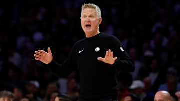 Golden State Warriors v Los Angeles Lakers