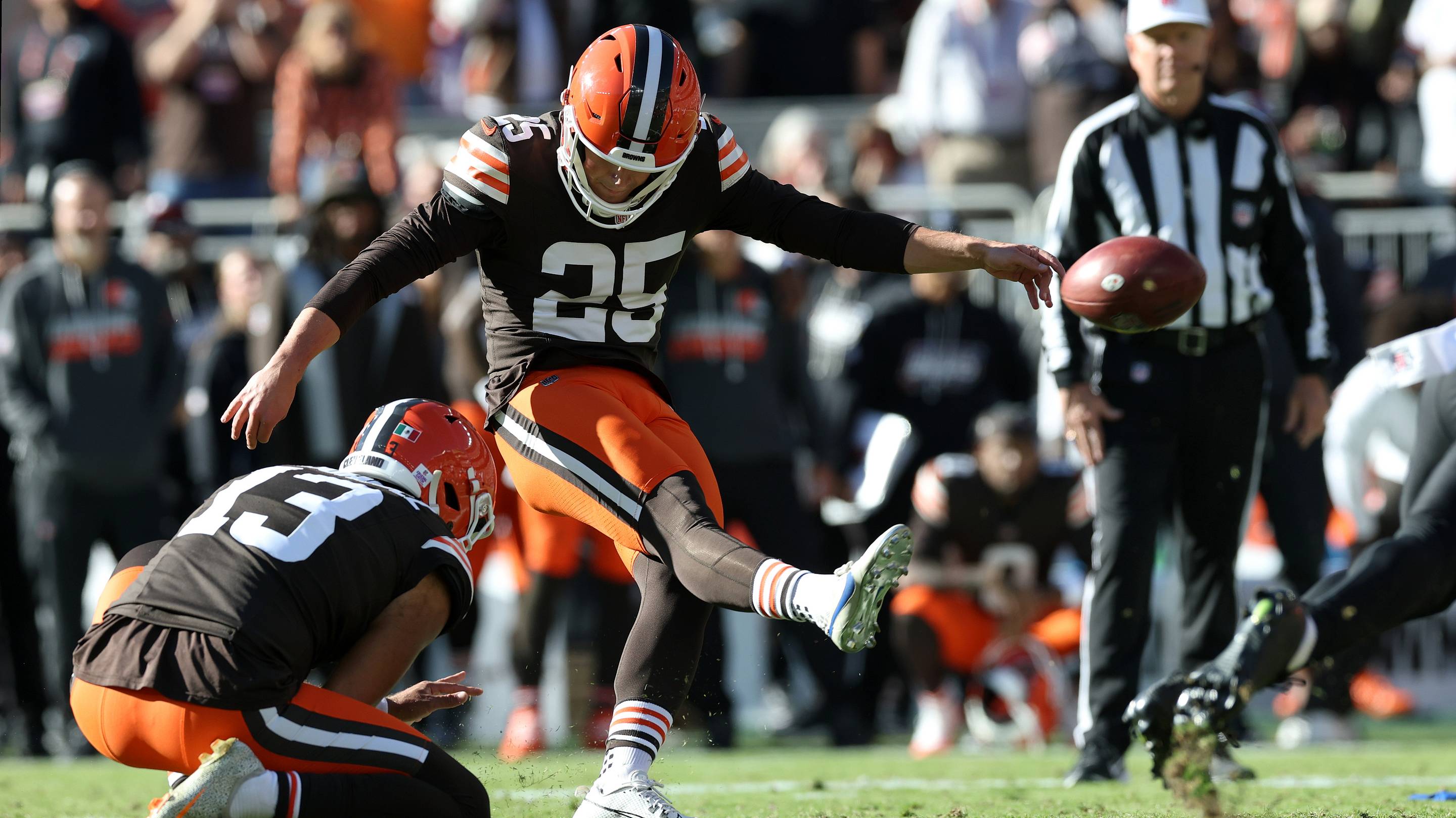 Browns' Andre Szmyt Proves Clutch Again; Extension Talks Should Follow