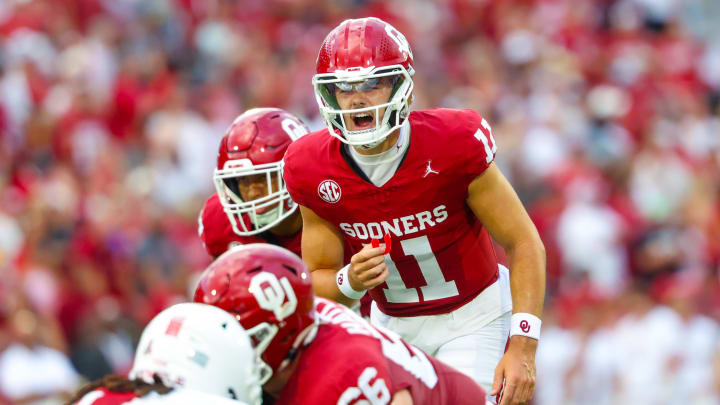 Oklahoma quarterback Jackson Arnold 