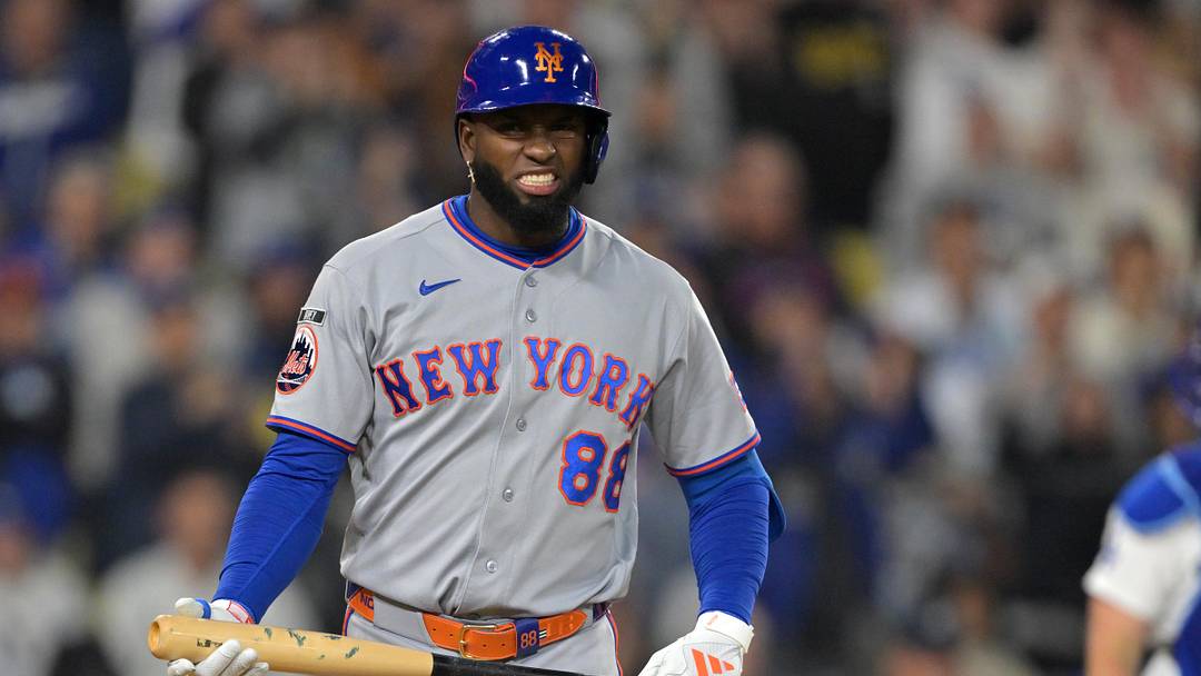 Apr 14, 2026; Los Angeles, California, USA;  New York Mets center fielder Luis Robert Jr. (88) reacts after he was called out on strikes to end the eighth inning against the Los Angeles Dodgers at Dodger Stadium. Mandatory Credit: Jayne Kamin-Oncea-Imagn Images