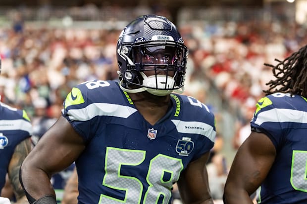 Seattle Seahawks linebacker Derick Hall against the Arizona Cardinals at State Farm Stadium. Seattle Seahawks linebacker Derick Hall against the Arizona Cardinals at State Farm Stadium.