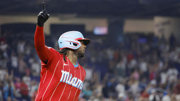 May 18, 2024; Miami, Florida, USA;  Miami Marlins first baseman Josh Bell (9) celebrates after he hit a three-run home run against the New York Mets in the ninth inning at loanDepot Park. Mandatory Credit: Rhona Wise-USA TODAY Sports