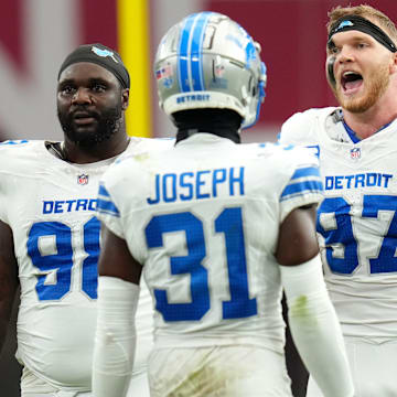 Detroit Lions defensive lineman Aidan Hutchinson (97).