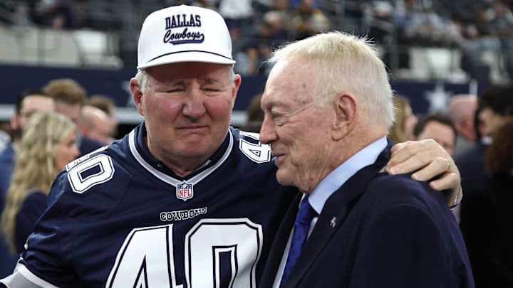 Dallas Cowboys owner Jerry Jones talks with Bill Bates, former player, before the game against the Washington Commanders Dallas Cowboys owner Jerry Jones talks with Bill Bates, former player, before the game against the Washington Commanders