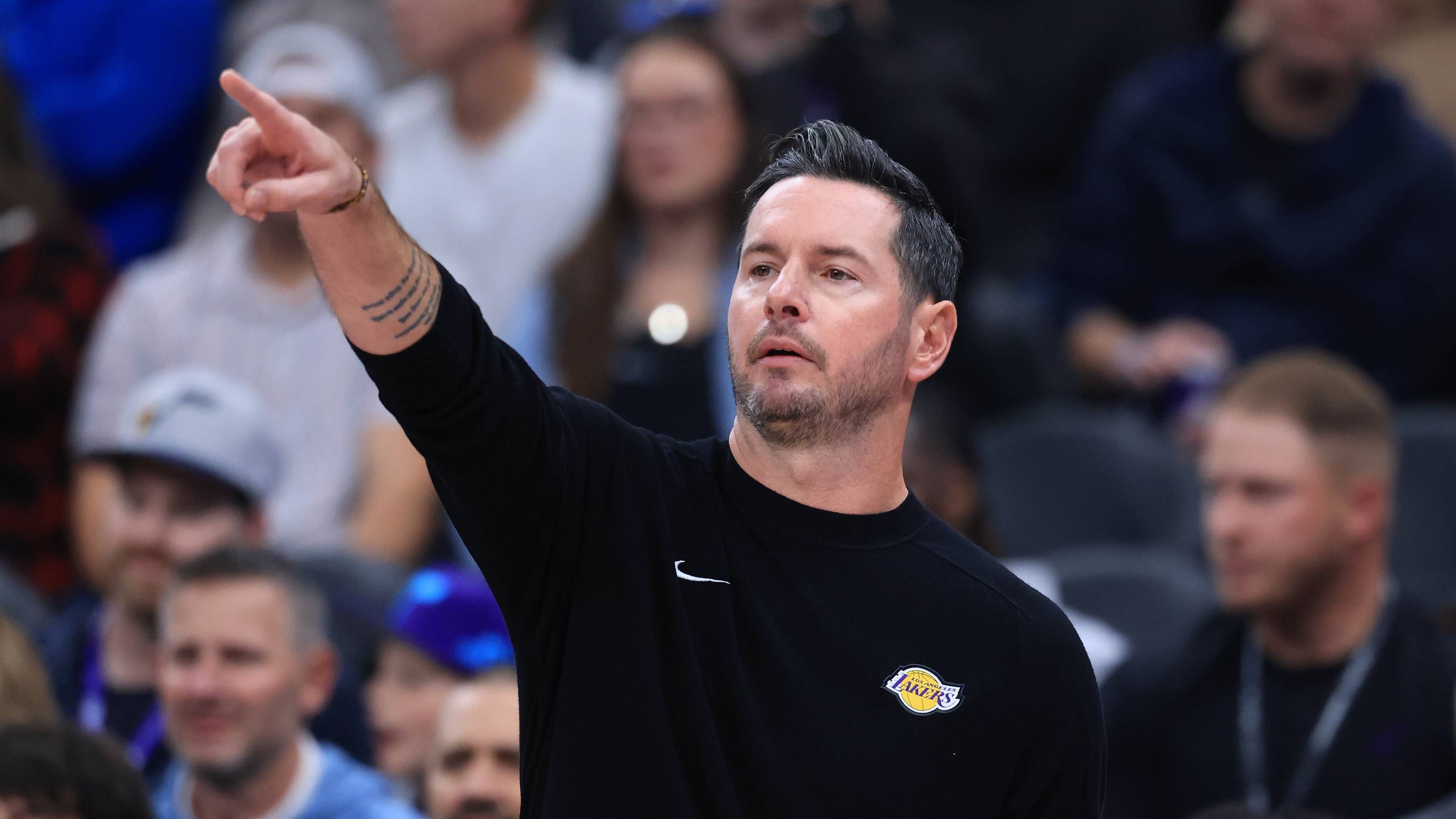 Lakers Receive Latest Injury News as Team Looks to Remain Undefeated
