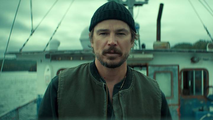 Below - Josh Hartnett 
