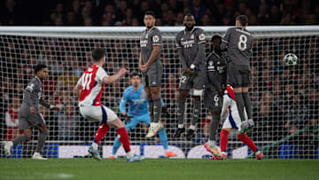 Gol de falta entrou no ângulo de Courtois