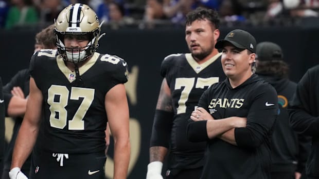 Foster Moreau, Kellen Moore