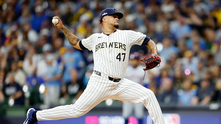 Wild Card Series - New York Mets v Milwaukee Brewers - Game 2