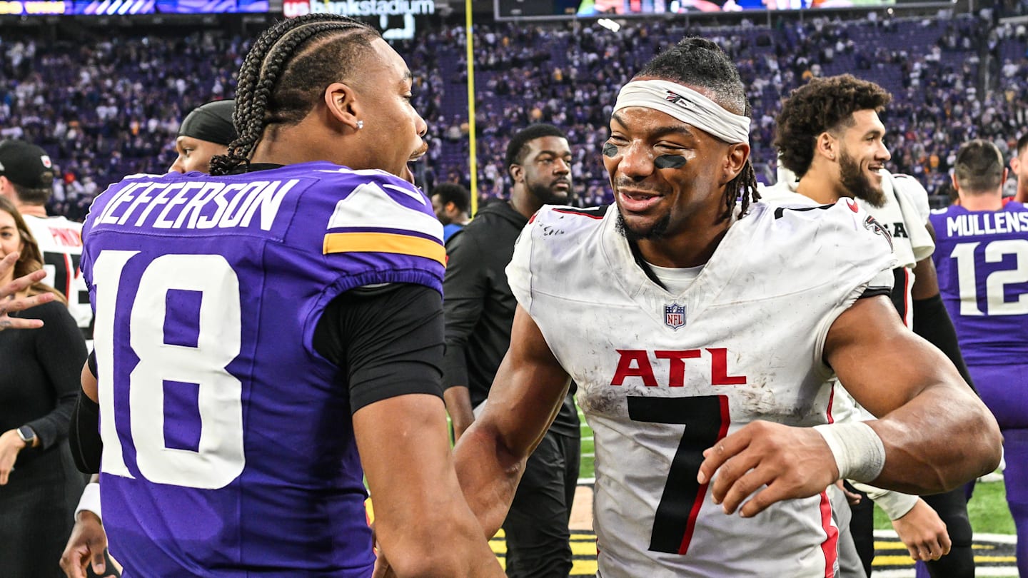 Vikings favored over Falcons in another primetime game