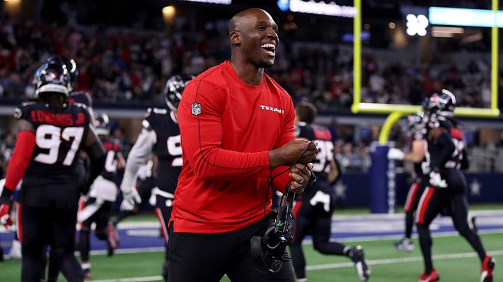 DeMeco Ryans, Philadelphia Eagles