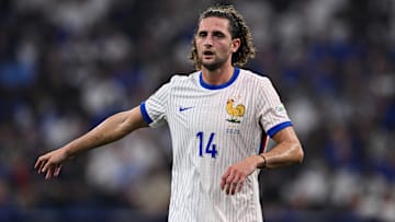 Adrien Rabiot is still without a club