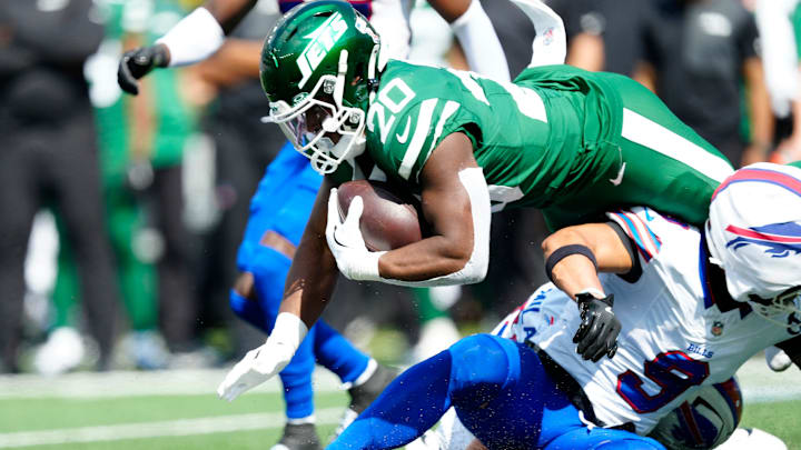 Bet the UNDER on Breece Hall's rushing yards total against the Buccaneers in Week 3.