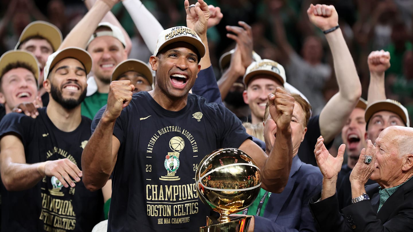 NBA GMs Share Stunning Outlook for the Celtics This Season