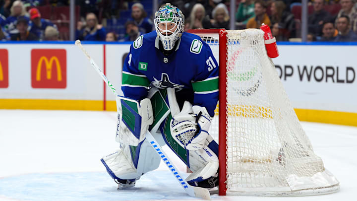 The Vancouver Canucks traded Arturs Silovs to the Pittsburgh Penguins in return for a former first-round pick and a 4th rounder in 2027.
