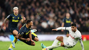 Tottenham Hotspur v Newcastle United - Premier League