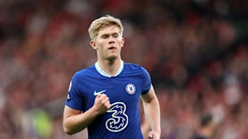 Lewis Hall akan mendapatkan perpanjangan kontrak di Chelsea dalam jangka panjang sebelum dipinjamkan ke Crystal Palace.