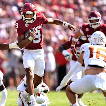 Oklahoma Sooners quarterback Michael Hawkins Jr. (9) rushes in the first half of the Red River Rivalry college football game between the University of Oklahoma Sooners and the Texas Longhorn at the Cotton Bowl Stadium in Dallas, Texas, Saturday, Oct., 12, 2024.