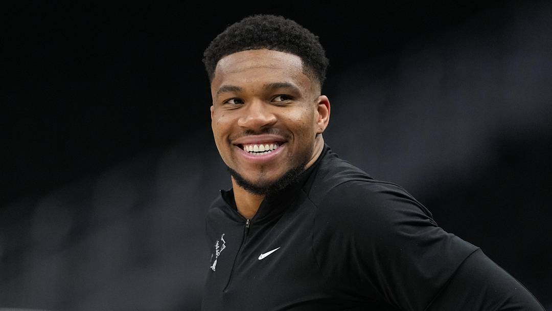 Apr 10, 2026; Milwaukee, Wisconsin, USA; Milwaukee Bucks forward Giannis Antetokounmpo looks on during warmups prior to the game against the Brooklyn Nets at Fiserv Forum. Mandatory Credit: Jeff Hanisch-Imagn Images Apr 10, 2026; Milwaukee, Wisconsin, USA; Milwaukee Bucks forward Giannis Antetokounmpo looks on during warmups prior to the game against the Brooklyn Nets at Fiserv Forum. Mandatory Credit: Jeff Hanisch-Imagn Images