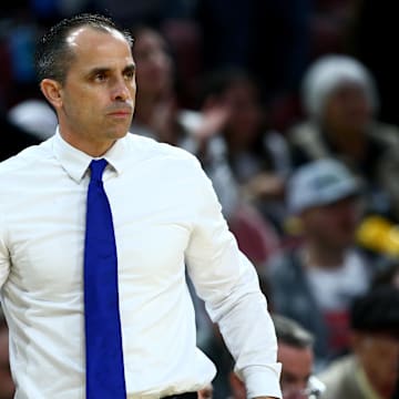 Drake Bulldogs head coach Ben McCollum in the first half of a first round men’s NCAA Tournament game against the Missouri Tigers. 