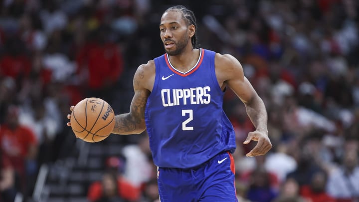 Mar 6, 2024; Houston, Texas, USA; Los Angeles Clippers forward Kawhi Leonard (2) in action during the game against the Houston Rockets at Toyota Center. 