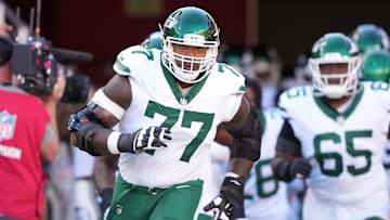 Tyron Smith