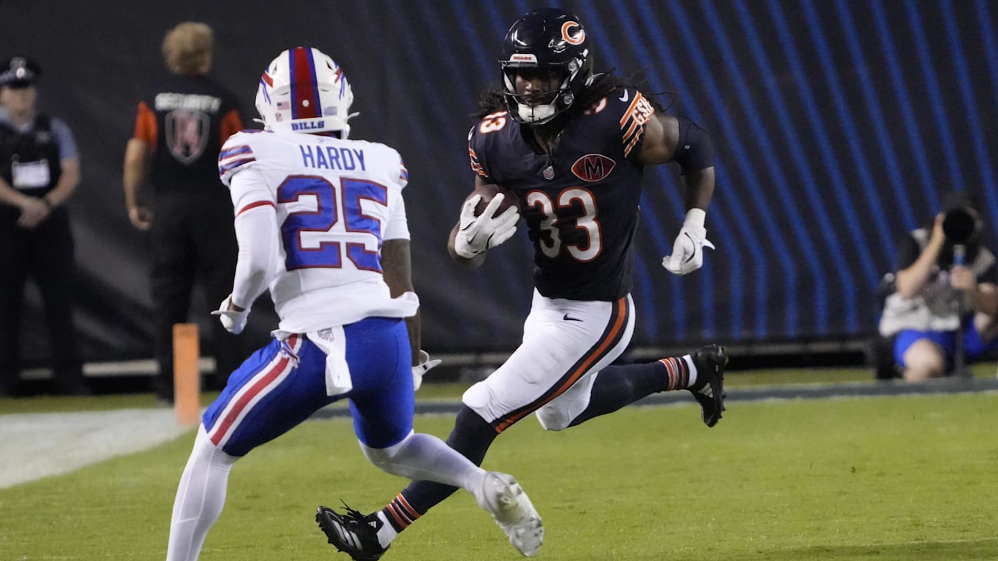 Chicago Bears Face Offensive Line Challenges Entering 2025 Season