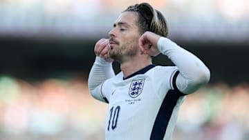 Jack Grealish ganhou a camisa 10 e deixou o dele contra os irlandeses