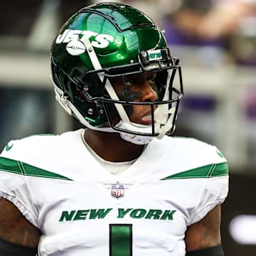 Dec 4, 2022; Minneapolis, Minnesota, USA; New York Jets cornerback Sauce Gardner (1) looks on before the game against the Minnesota Vikings at U.S. Bank Stadium