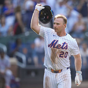 New York Mets first baseman Pete Alonso opted out of his contract and will be a free agent again this offseason.