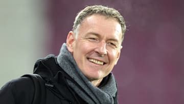 Heart of Midlothian v Celtic - William Hill Premiership - Tynecastle Park Chris Sutton ahead of the William Hill Premiership match at Tynecastle Park, Edinburgh. Picture date: Saturday November 23, 2024. Use subject to restrictions. Editorial use only, no commercial use without prior consent from rights holder. PUBLICATIONxNOTxINxUKxIRL Copyright: xStevexWelshx 78297799
