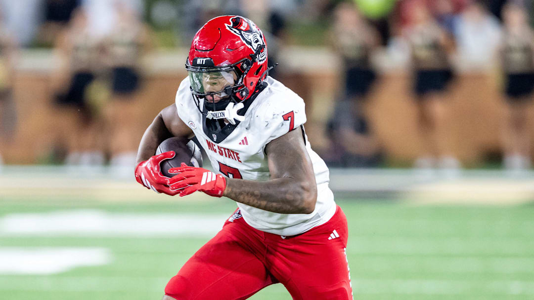 North Carolina State Wolfpack tight end Justin Joly 