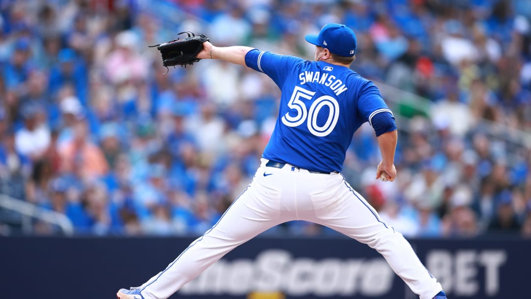 Chicago White Sox v Toronto Blue Jays