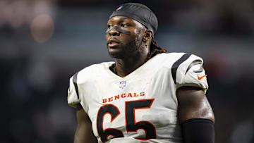 NY Jets, Larry Ogunjobi