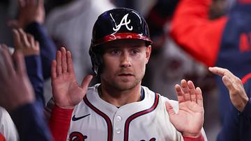 Braves Face Losing Season, Manager Snitker Retires